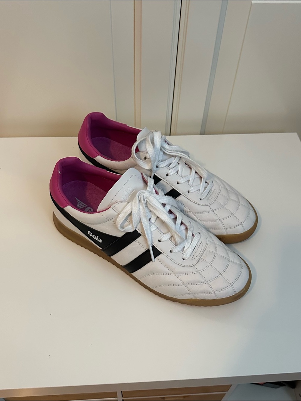 Gola Stadium - White Leather Sneakers with Black Stripes & Pink Lining
